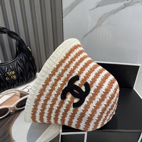 Новая вязаная шляпа-котел от CHANEL, и