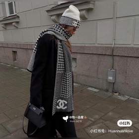 Шляпа из вязаной шерсти Chanel