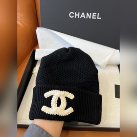 Кашемировая шапка Chanel 24B черного ц