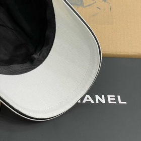 Новейшая бейсболка Chanel, которая ста