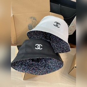 Эта рыбацкая шляпа Chanel просто потря