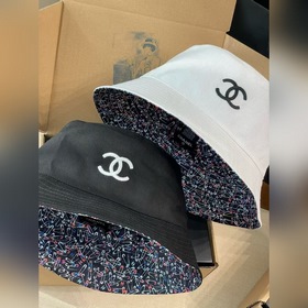 Эта рыбацкая шляпа Chanel просто потря