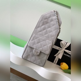 25-сантиметровая сумка из атласной кож