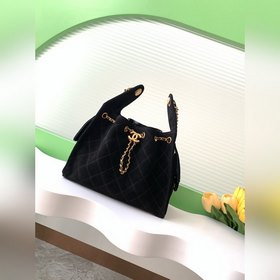 25-сантиметровая сумка из атласной кож