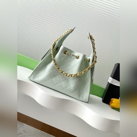 Сумка для бедра из зернистой кожи 25 с