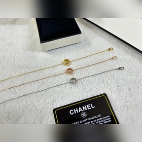 Chanel  Браслет с бриллиантами в форм
