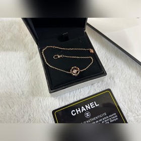 Chanel  Браслет с бриллиантами в форм