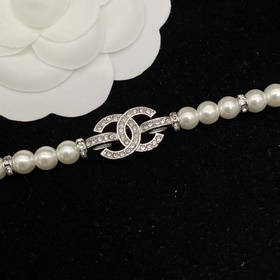 Браслет Chanel с жемчугом и бриллианта