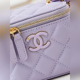 24A Новая компактная косметичка. Поист