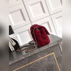 Бургундская бархатная сумка Chanel： ро