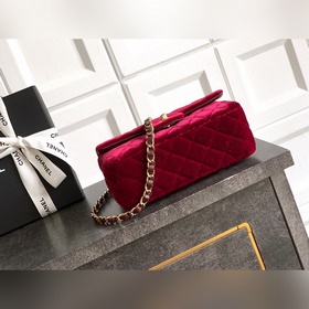 Бургундская бархатная сумка Chanel： ро