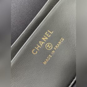 25b Изысканная компактная сумка с цепо