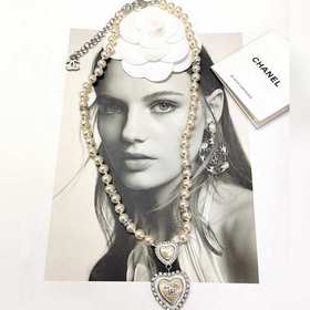 Chanel  Новинки  Chanel Новое акрило