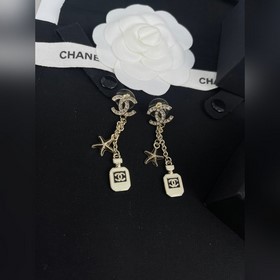 Новая коллекция ожерелий Chanel с моти