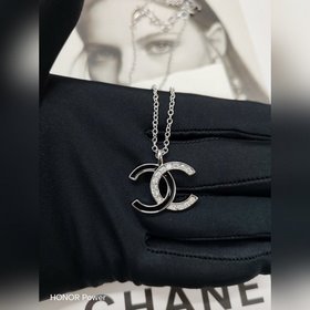 Chanel  Новинки  Chanel Double C Hal