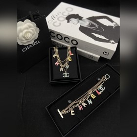 Набор из ожерелья и браслета Chanel En