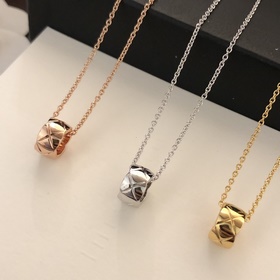 [Изысканное колье Chanel] Колье из к