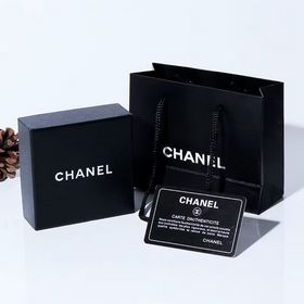 Ожерелье Chanel Classic Style Chanel S