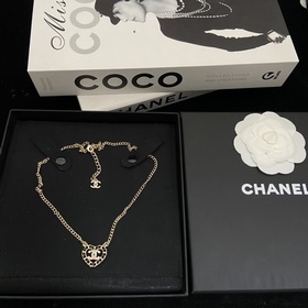 Chanel  Новое колье 25B Heart Lambski