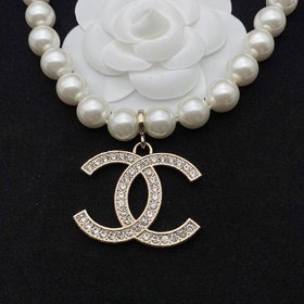 Наушники Chanel Pearl Necklace  Двух