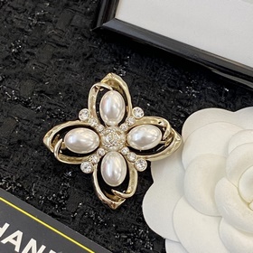 Броши Chanel： бестселлеры и новинки, п