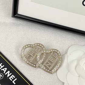 Броши Chanel： бестселлеры и новинки Ex