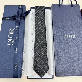 Официальная новинка Dior： мужской галс