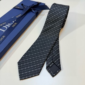 Официальная новинка Dior： мужской галс