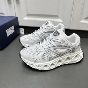 Свободные кроссовки Dior B35 NXXT прои