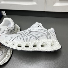 Свободные кроссовки Dior B35 NXXT прои