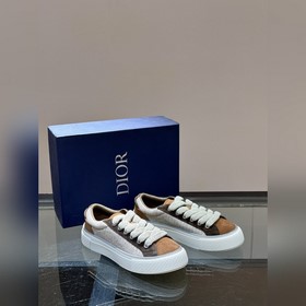 Кроссовки Dior B33 представляют собой 