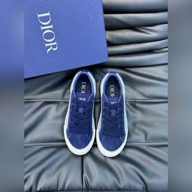 Кроссовки Dior B33 представляют собой