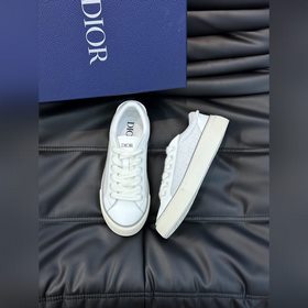 Кроссовки Dior B33 представляют собой