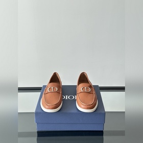 Мужские кожаные туфли DIOR, тщательно 
