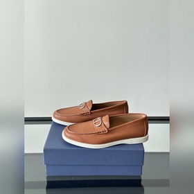 Мужские кожаные туфли DIOR, тщательно 
