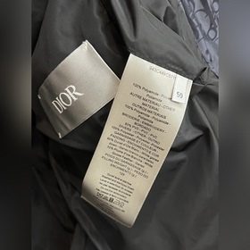 Рекомендуемая пуховая куртка  Dior 20