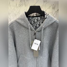 Коллекция Dior (шерсть) Осень 2026： но