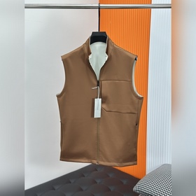 Новый двусторонний жилет Dior 2026 SS