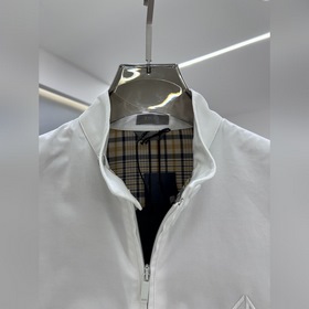 Новая куртка Dior 26SS Эта укороченная