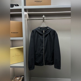 Двусторонняя куртка DIOR с вышитыми бу