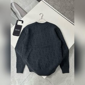 Dior Этот вязаный джемпер выглядит пот