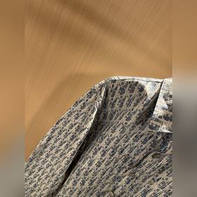 Новая модель унисекс-рубашки Dior осен