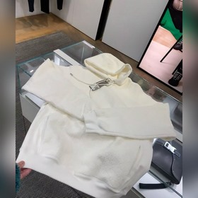 Классическая толстовка Dior： дополните
