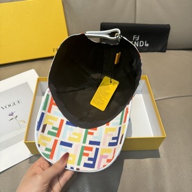 Новая аутентичная бейсболка Fendi в ко