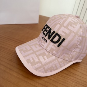 Кепка FENDI Vintage Print Baseball Cap