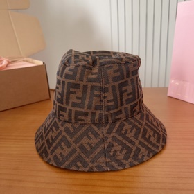 Винтажная шляпа-рыбацкая шапка FENDI с