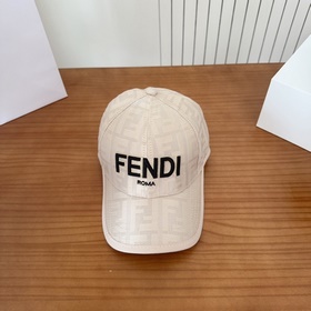 Кепка FENDI Vintage Print Baseball Cap