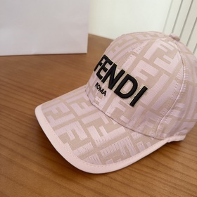 Кепка FENDI Vintage Print Baseball Cap