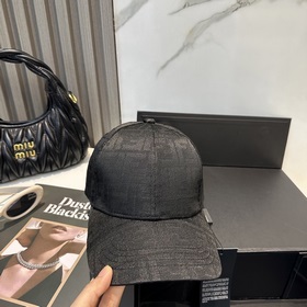 Винтажная бейсболка FENDI с монограммо