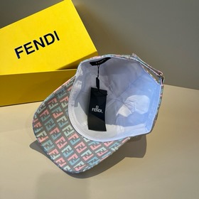 Кепка FENDI Vintage Print Baseball Cap